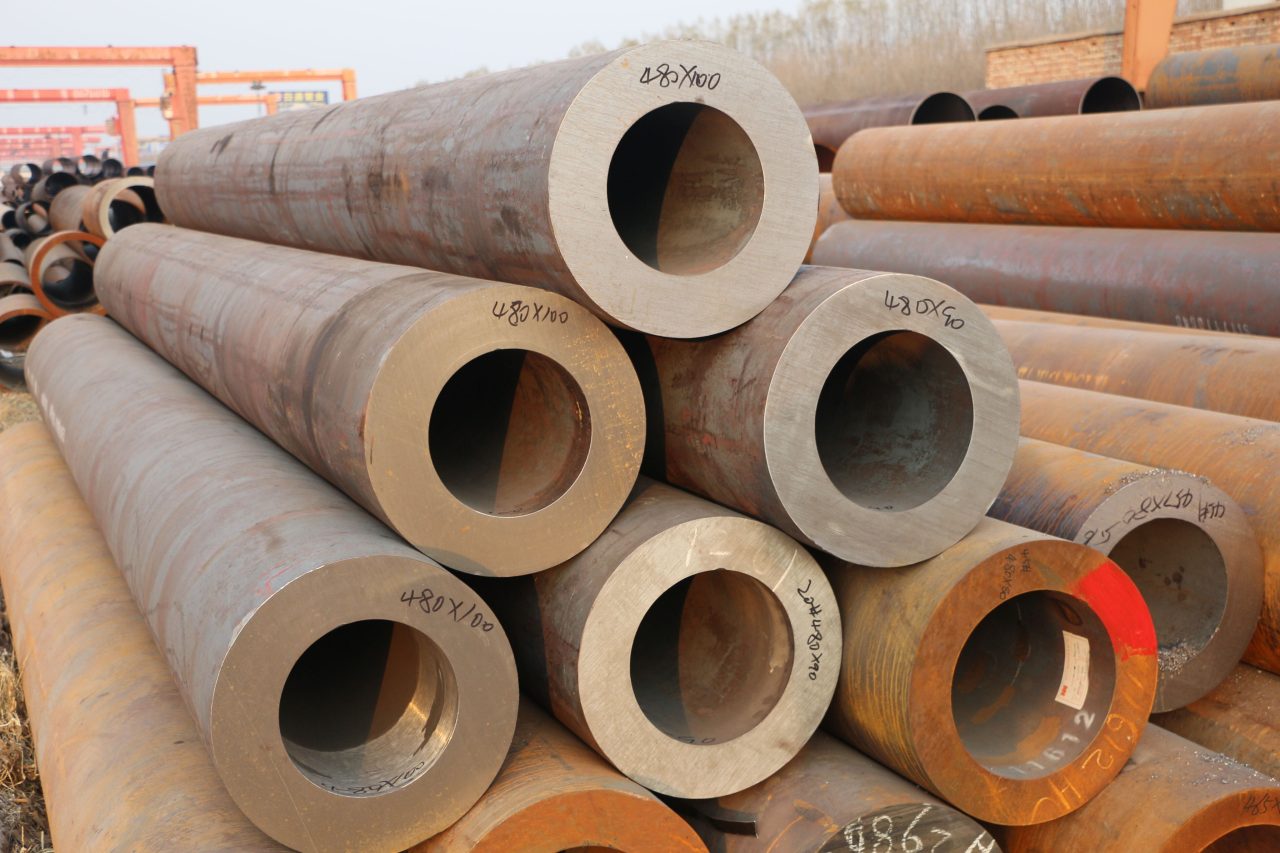 seamless alloy steel pipes