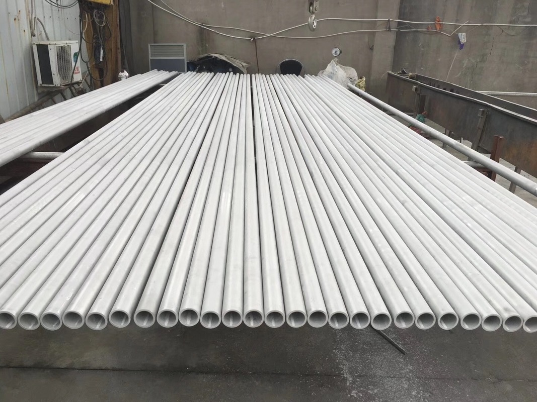 ASTM-A268-Stainless-Steel-Pipe.jpg