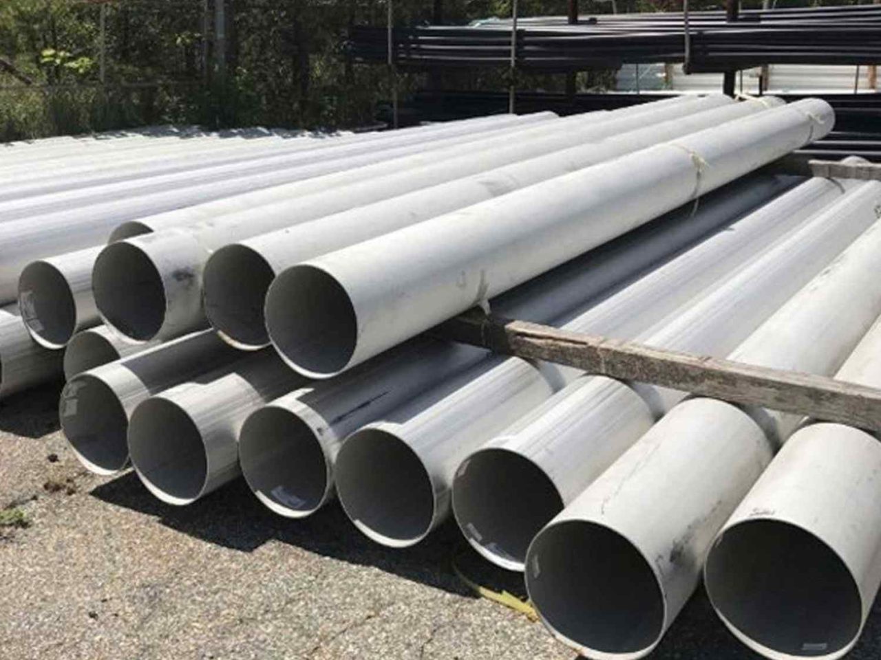 Duplex-2205-UNS-S32205-Stainless-Steel-Alloy-Pipe-1280x960.jpg